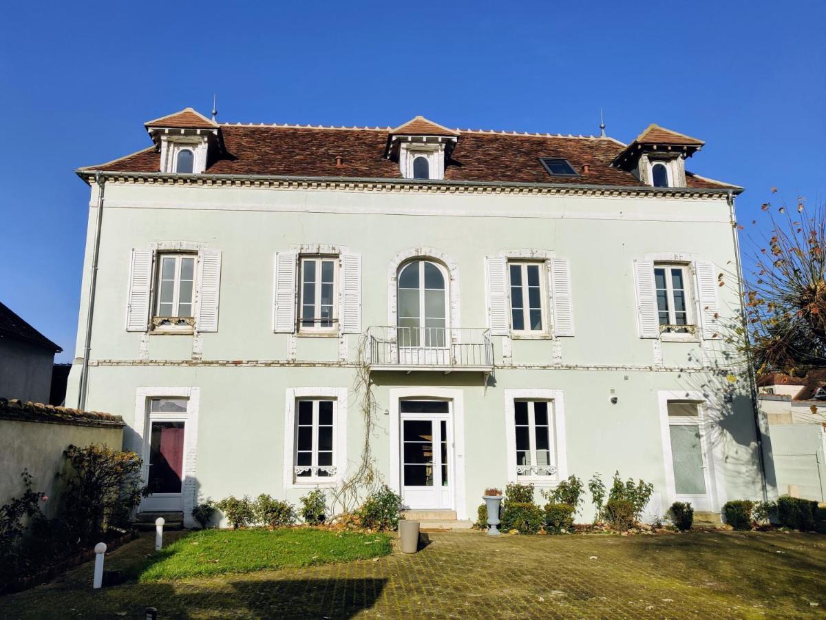 Villa Clément Sens Appart'Hotel Esterno foto